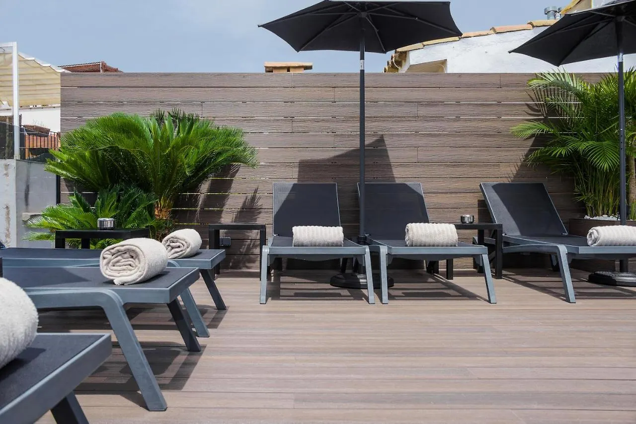 Elite Hotel - Gay Men Only (Adults Only) Sitges 2*,